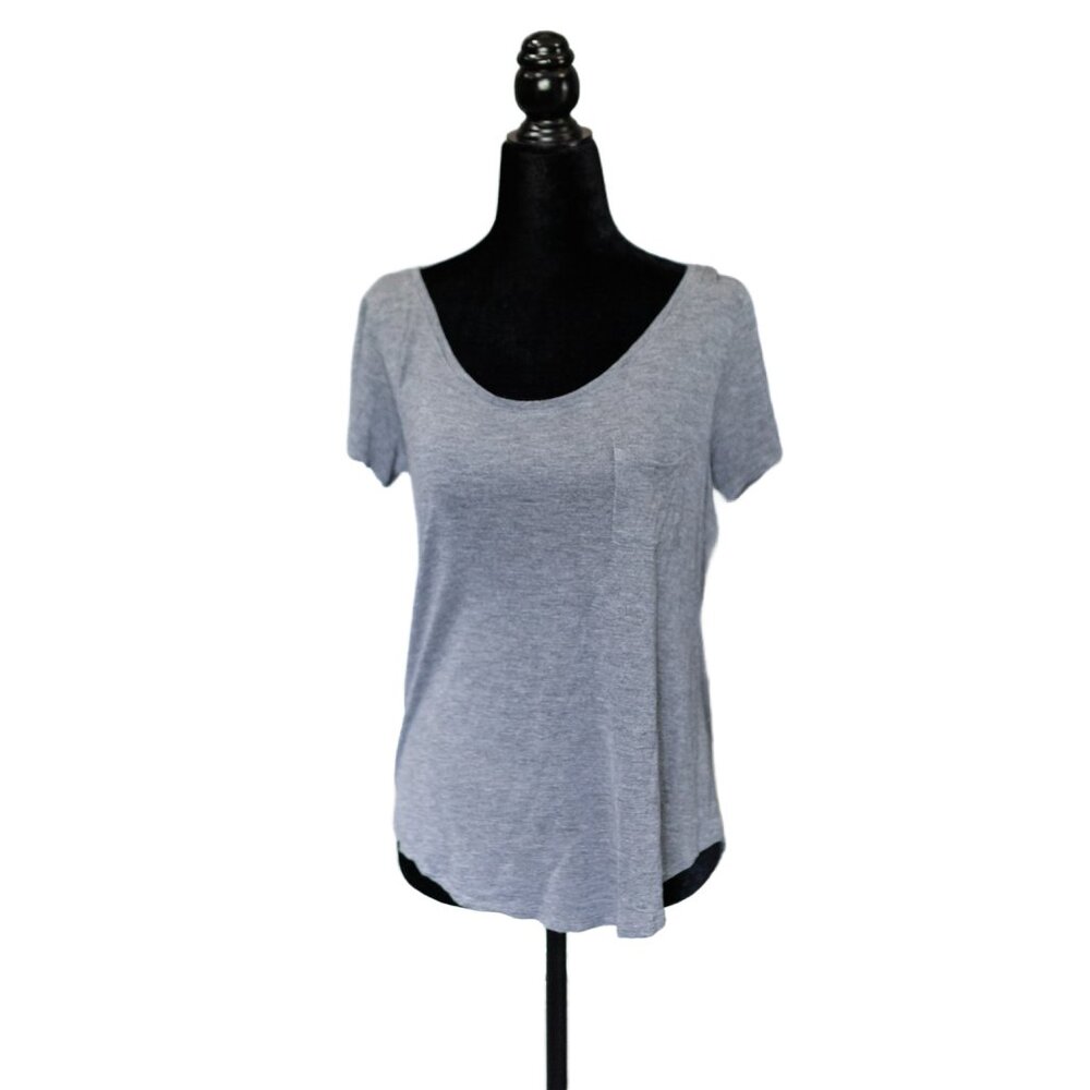 Bozzolo Gray Scoop Neck Pocket Tee, Size Small